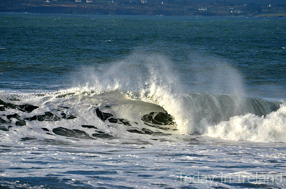 Waves in Ballinskelligs